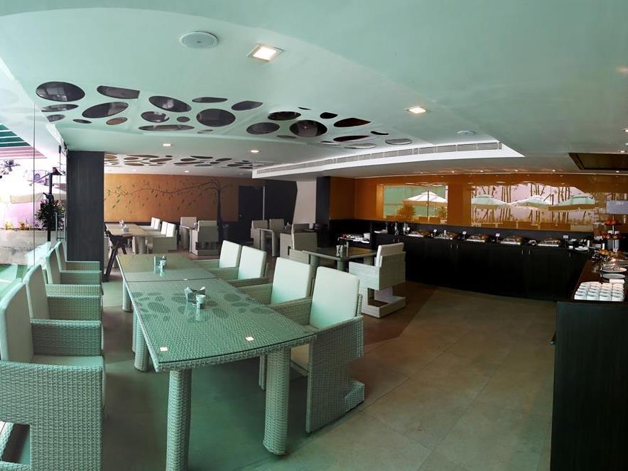 The Orbis Hotel Κοϊμπατόρε Εξωτερικό φωτογραφία